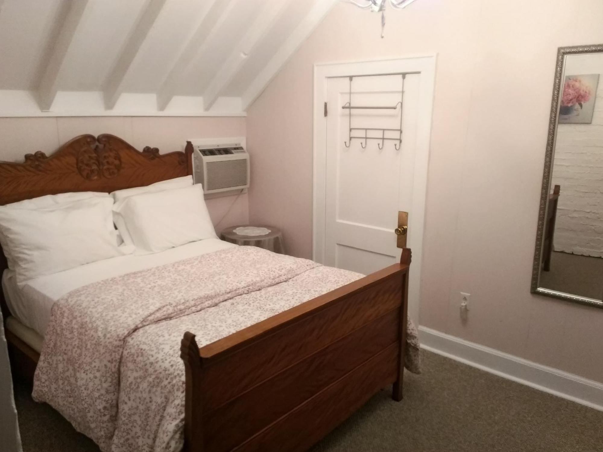 Splendor Inn Bed & Breakfast Norwich Room photo